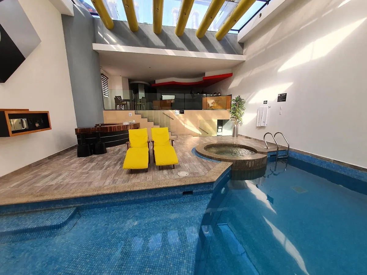 Hotel Alcampo Miranda 4*,  Mexico