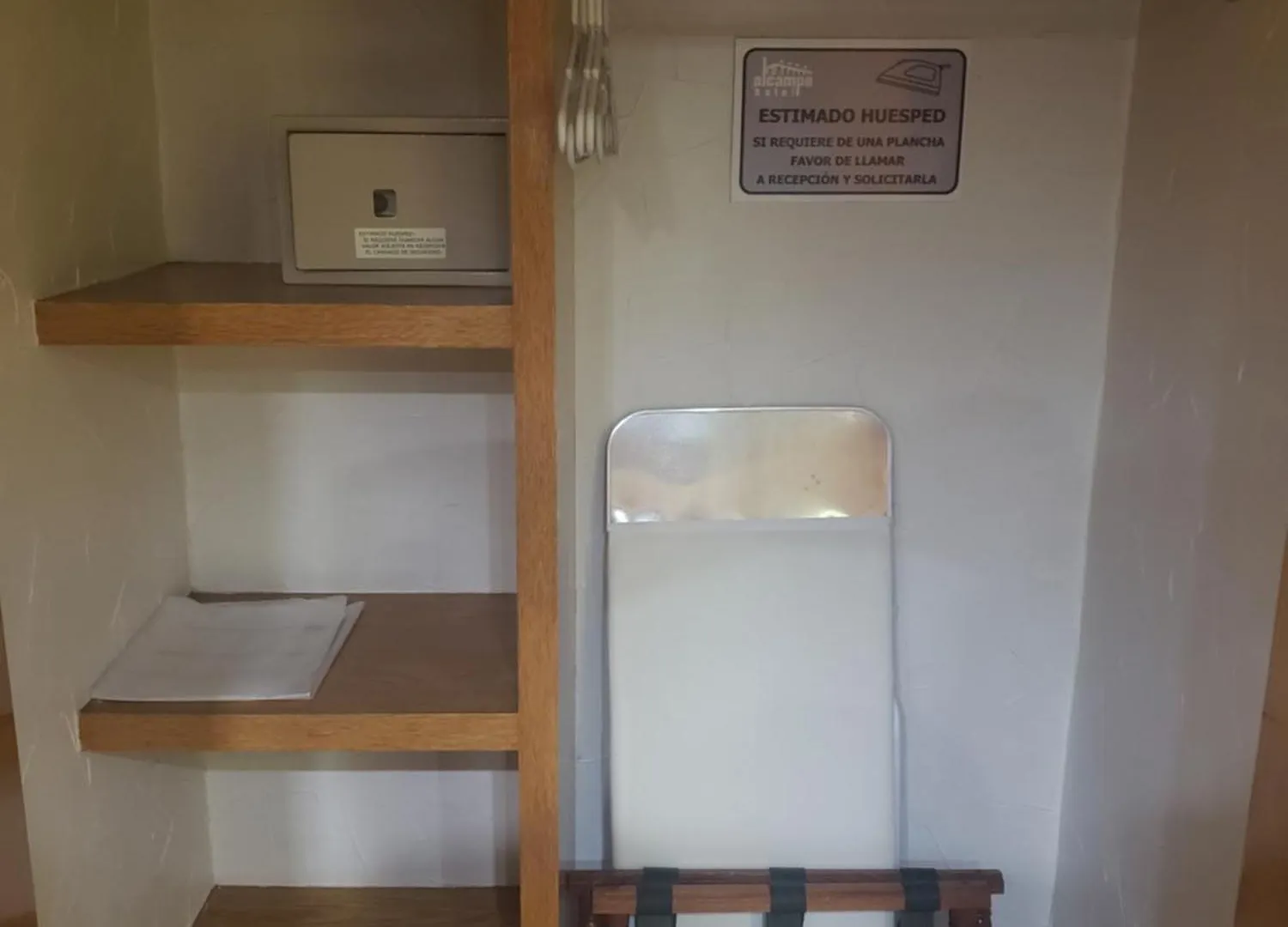 Hotel Alcampo Miranda 4*,