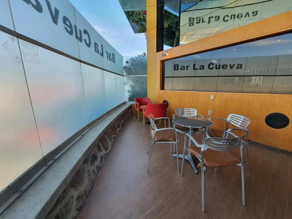 ****  Hotel Alcampo Queretaro Mexico