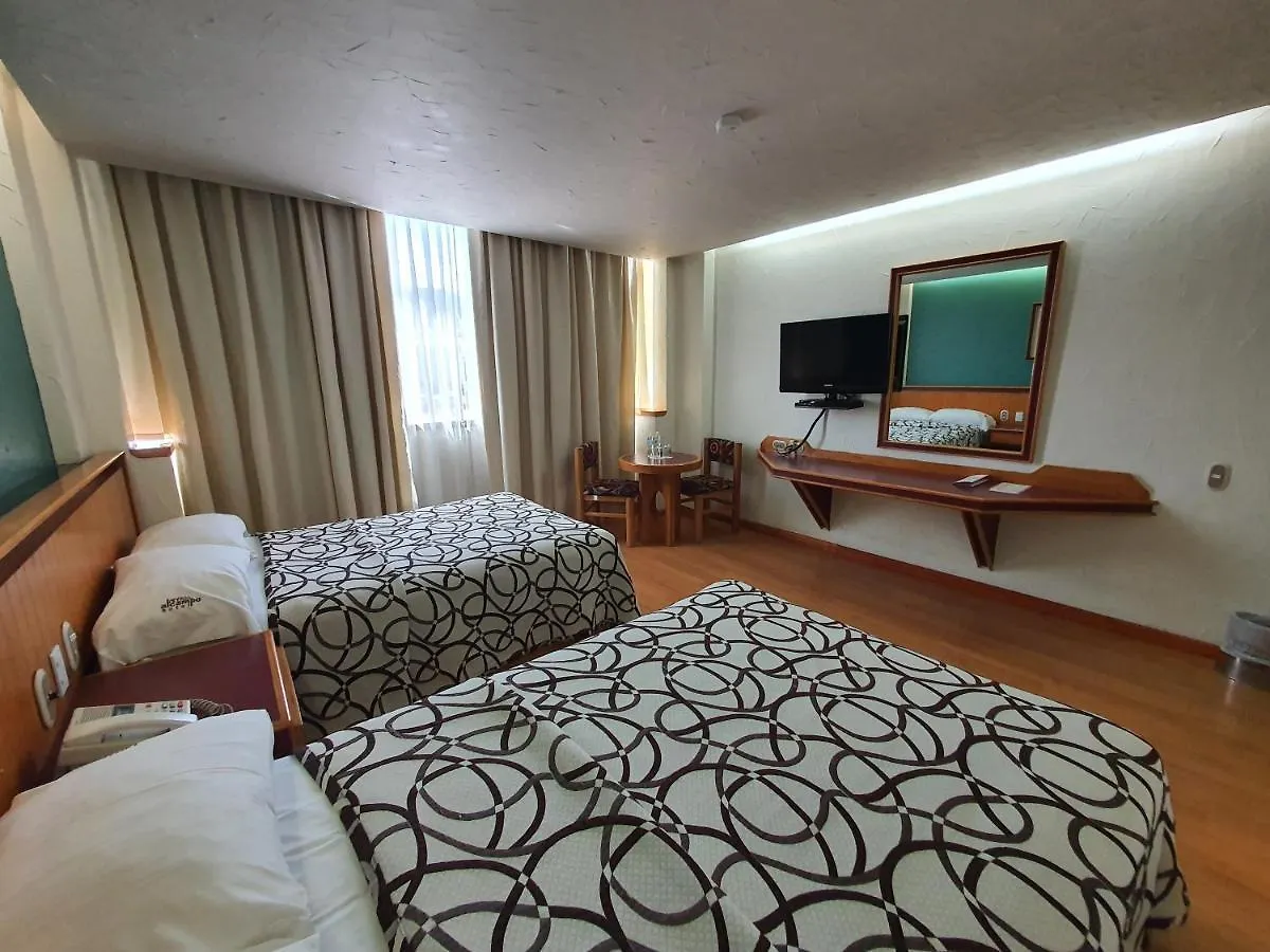 Hotel Alcampo Queretaro