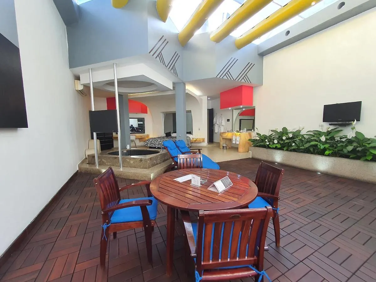 Hotel Alcampo Queretaro