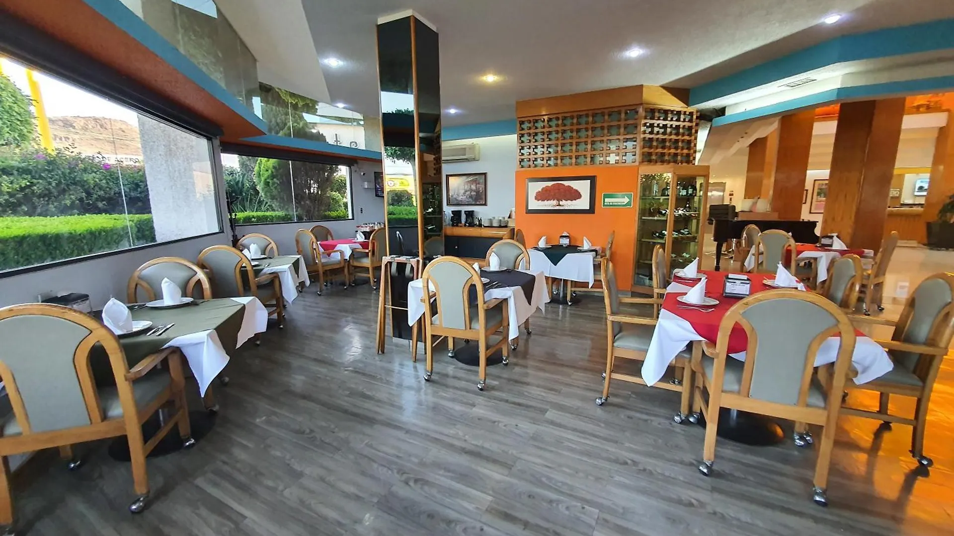 Hotel Alcampo Queretaro
